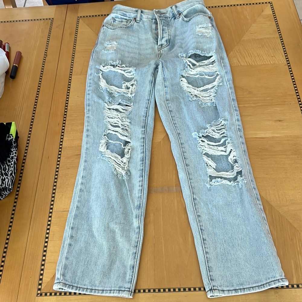 Barely used jeans high waisted button up (all offers will be considered)